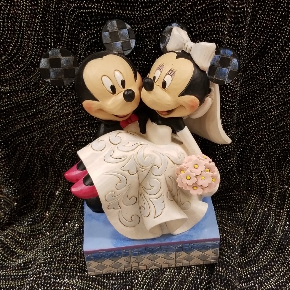 Disney Traditions Jim Shore "Congratulations"